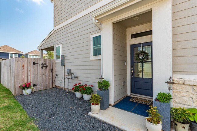 Building Photo - 614 Seabreeze Dr