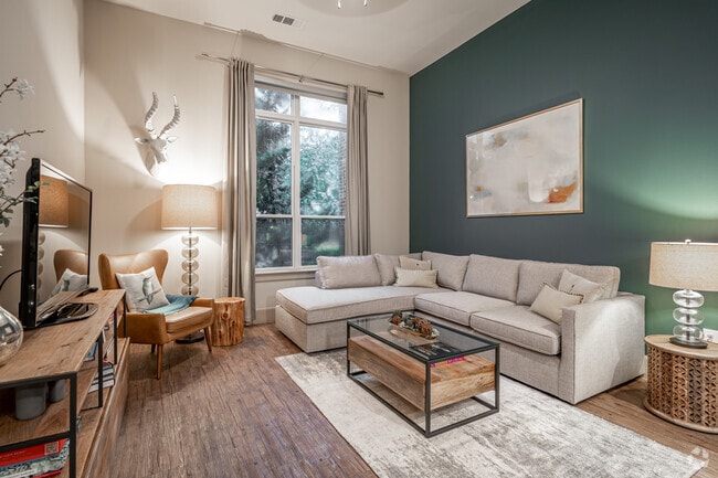 2BR, 2BA - 1,047SF - The District at Washington