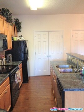 Foto del edificio - 8579 Kaden Dr