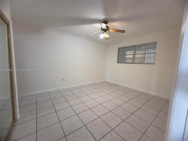 Foto del edificio - 2940 NE 203rd St