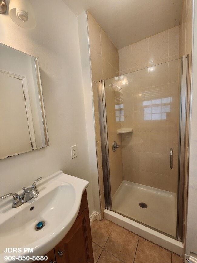 Building Photo - Hacienda Heights 3 Bedroom Home
