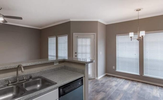 Building Photo - 2 bedroom in Mesquite TX 75150