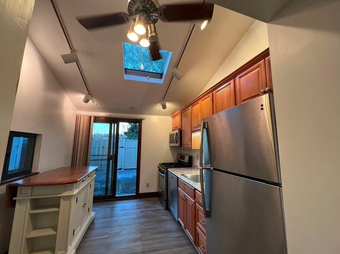 Foto principal - 41 S 13th St