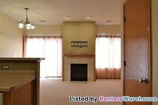 Foto del edificio - 2 Bed 2 Bath Townhome in Shakopee