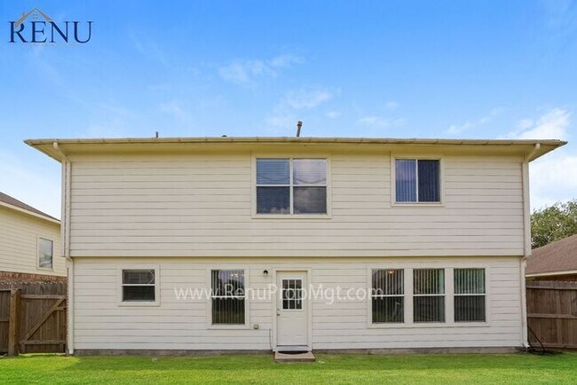 Foto del edificio - AVAILABLE NOW FOR A SELF GUIDED TOUR!