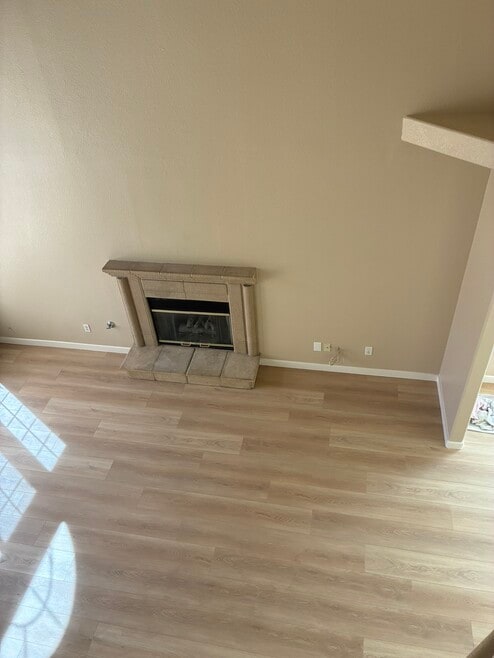 Building Photo - 215 Oro Canyon St