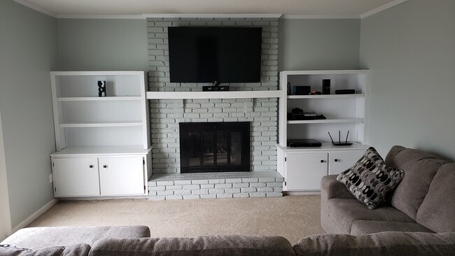 Building Photo - 814 Wild Hickory Ln