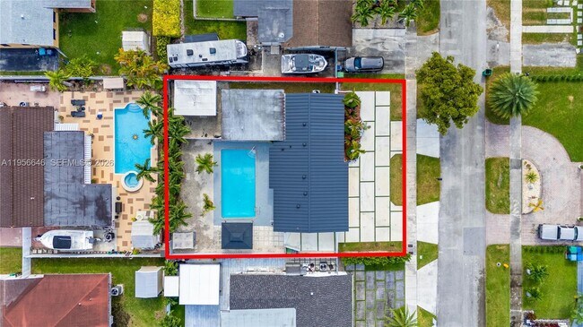 Building Photo - 5103 SW 128th Pl