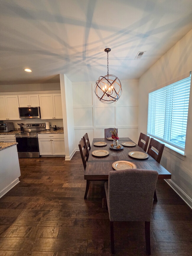 Foto del edificio - 3125 St Elmo Ave