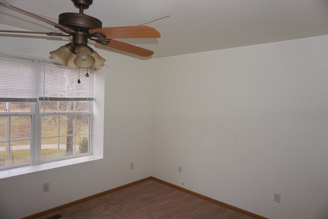 Foto del edificio - 710-732 Hillside Rd