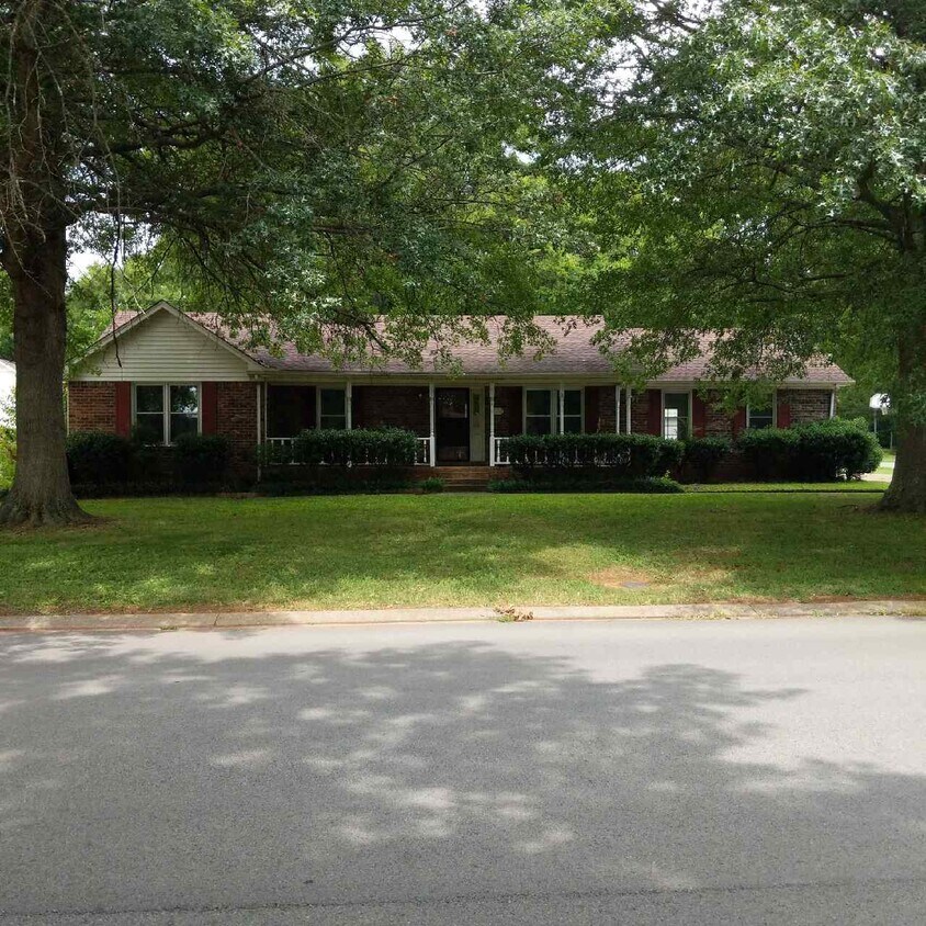 Photo - 502 Irongate Blvd (Murfreesboro, TN)