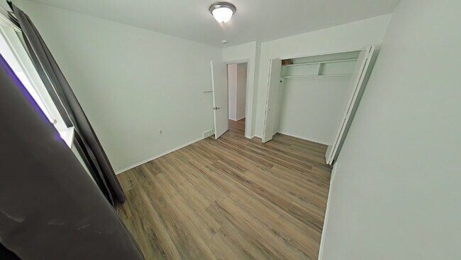 Foto del edificio - 13250 De Mott Dr