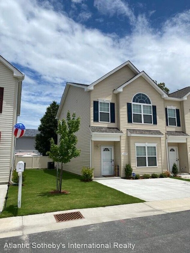 3 br, 2.5 bath House 2821 Estella Way House Rental in Chesapeake