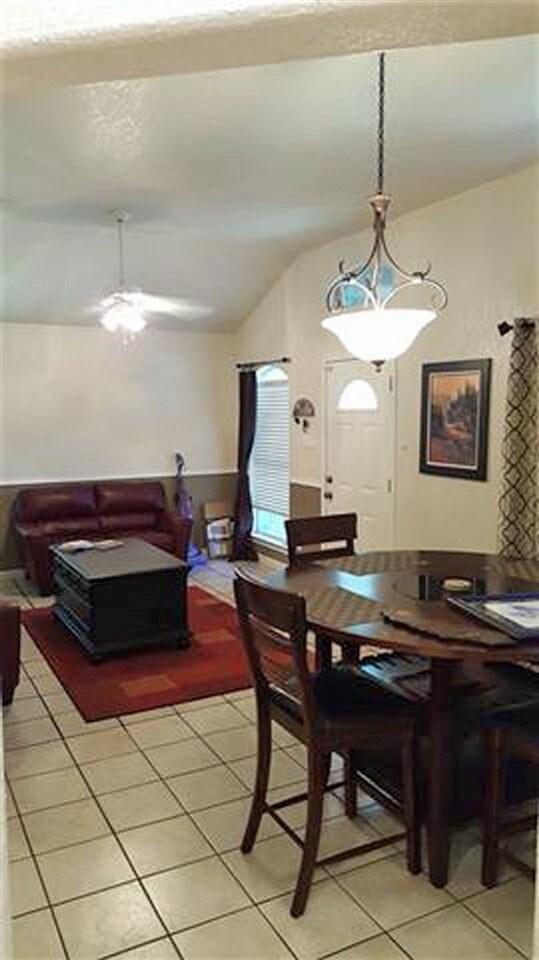 Building Photo - 218 White Feather Trail