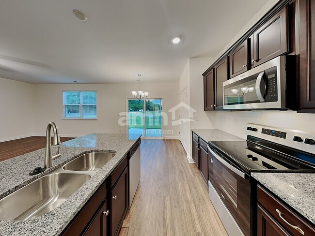Building Photo - 1005 Bethany Dallas Dr
