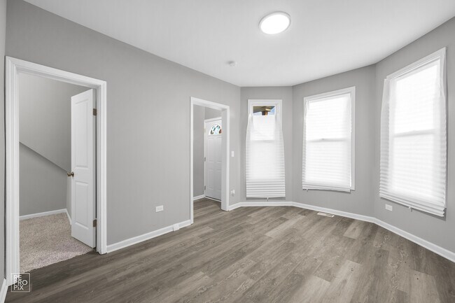 Building Photo - 7218 S Peoria St