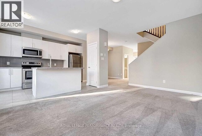 Building Photo - 114 Aquarium Ave
