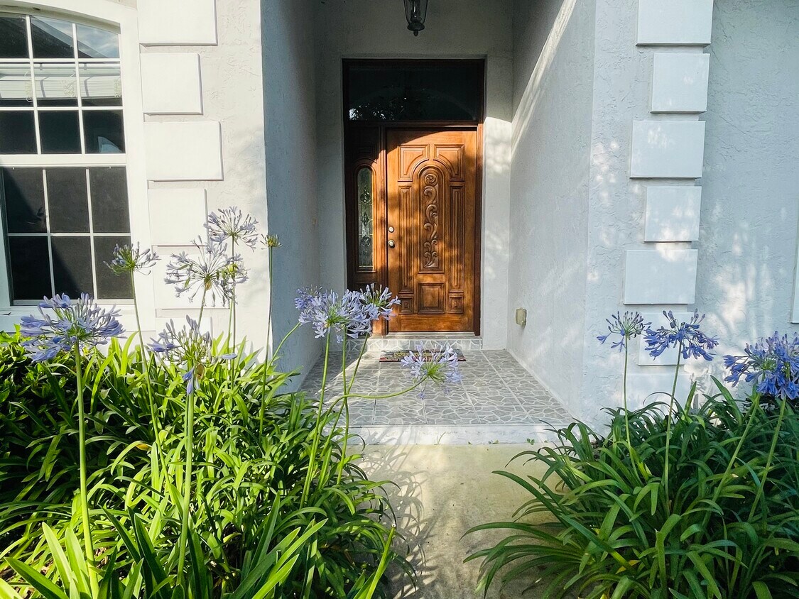 Foto principal - 3045 SW 41st Ln