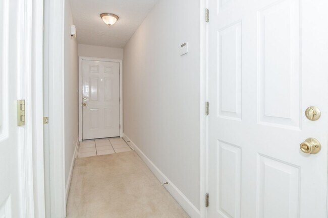 Foto del edificio - 275 Caldwell Cir