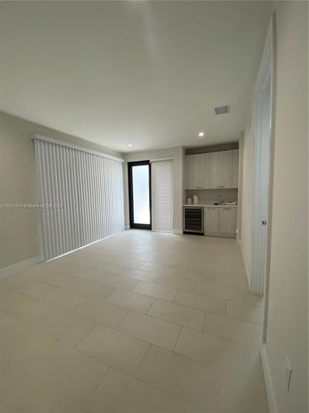 Building Photo - 8251 NW 47th Terrace