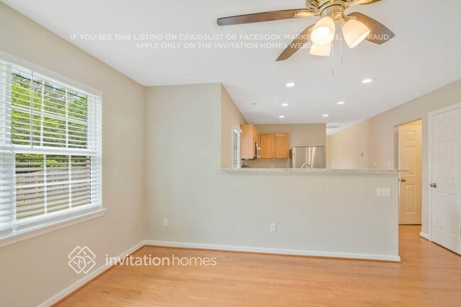 Building Photo - 107 Knightwood Dr