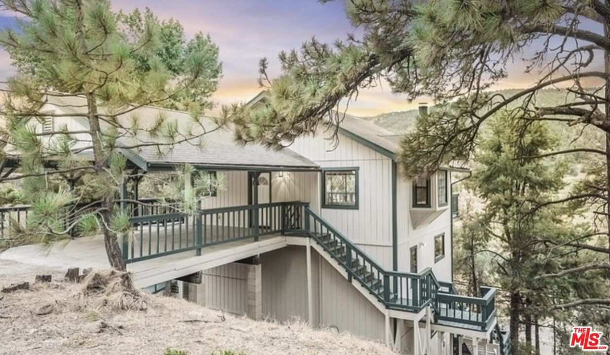 Foto principal - 9216 Whispering Pines Rd