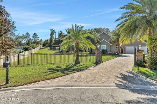 Building Photo - 12707 Tennis Ct