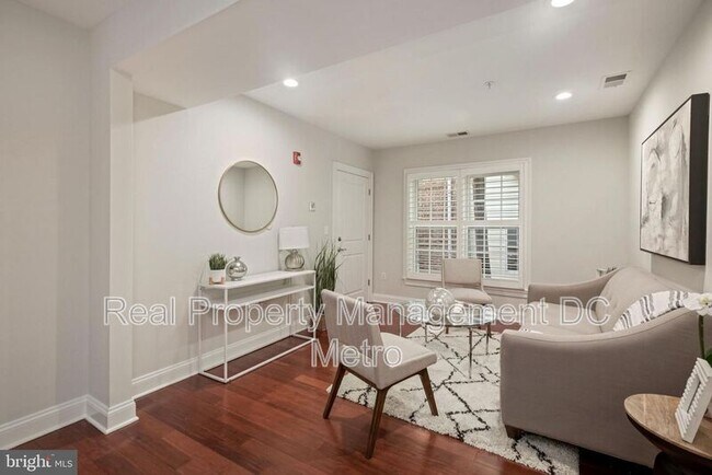 Foto del edificio - 3925 Fulton St NW
