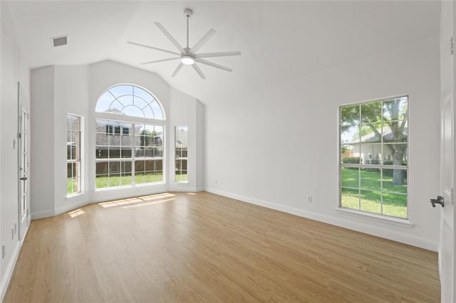 Foto del edificio - 5006 Orleans Cir