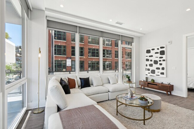 Foto del edificio - 812 W Adams St