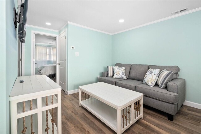 Foto del edificio - 322 Bayshore Dr