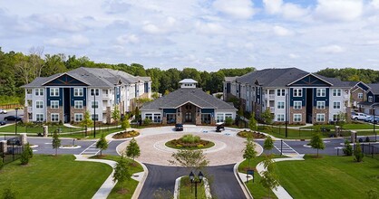 Promenade at Newnan Crossing Apartments photo'