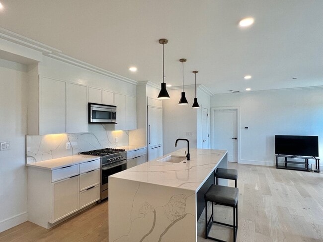 Foto del edificio - 50 Leo M Birmingham Pkwy