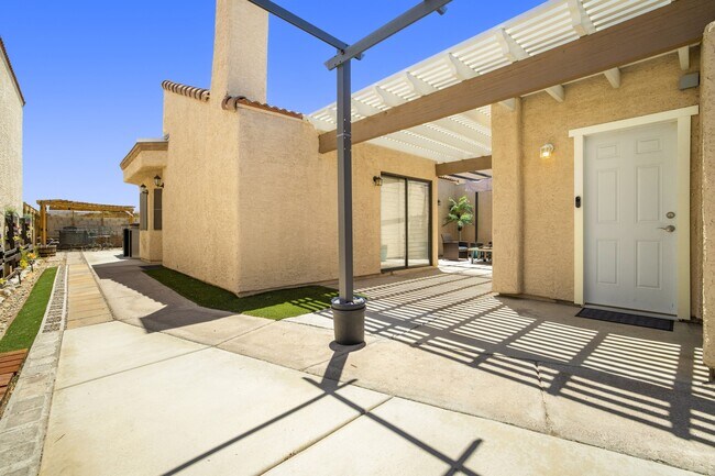 Foto del edificio - 7753 Success Ct