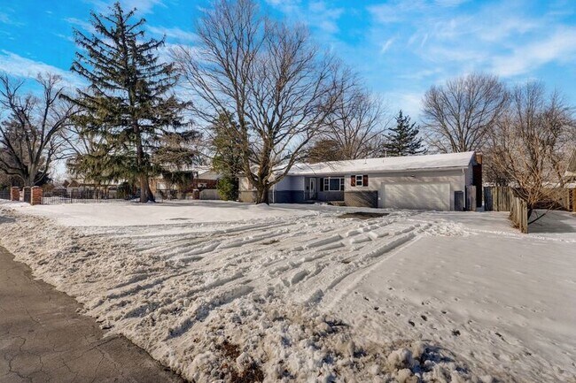 Foto del edificio - 3863 S Broadway Ave