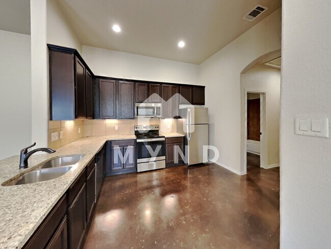 Building Photo - 211 Ragsdale Way