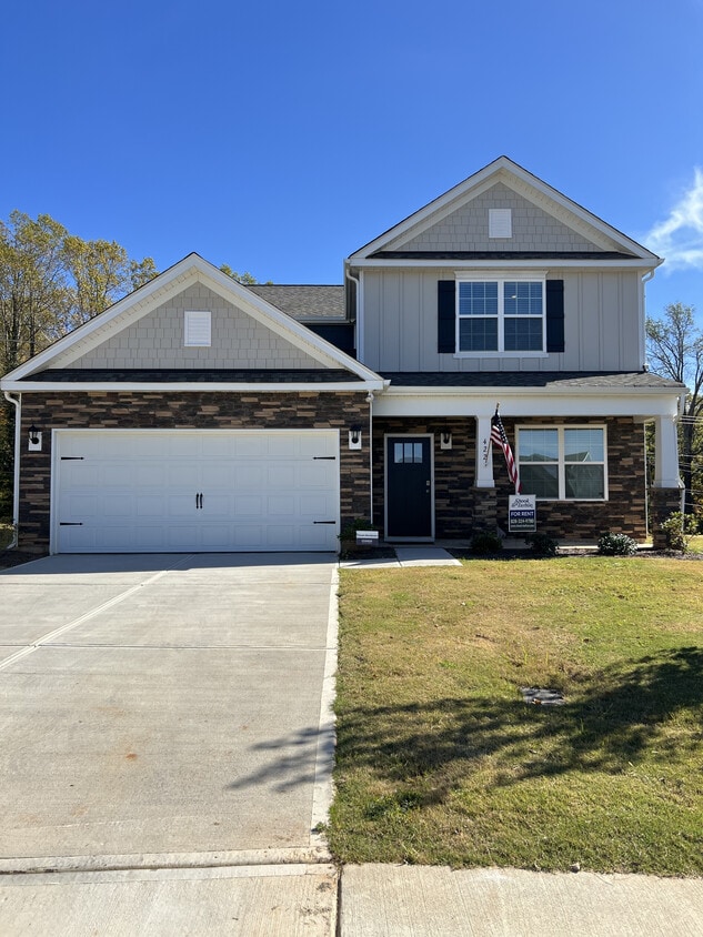 Photo - 422 Janie Cir (Hickory, NC)