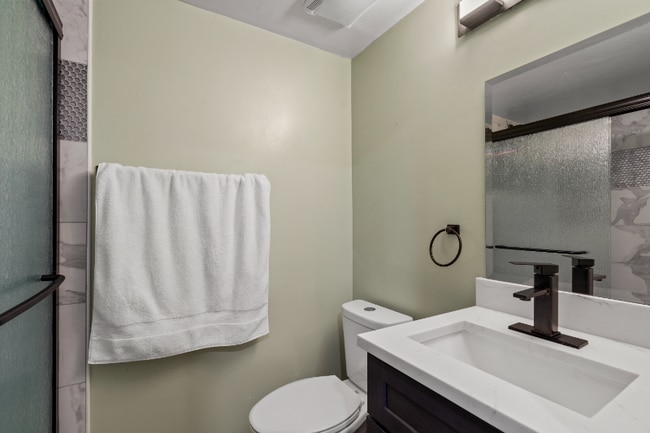 Photo - 7531 Birch St House