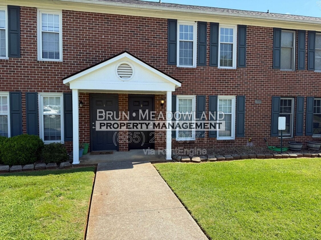 Photo - 9101 Parktop Lane Northwest