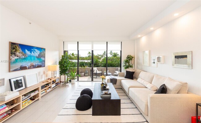 Foto del edificio - 151 Crandon Blvd