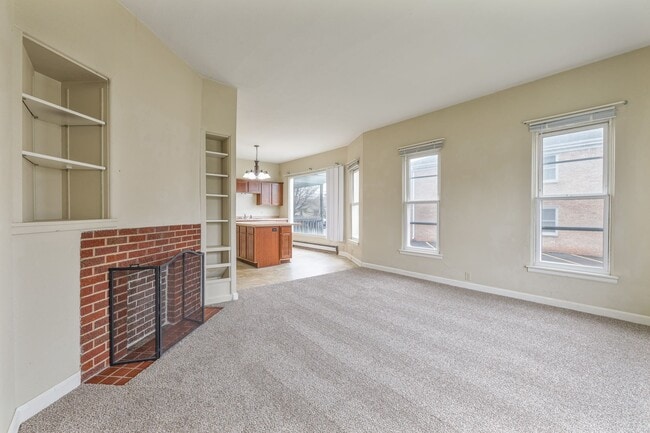 Building Photo - 189 E Merrill Ave