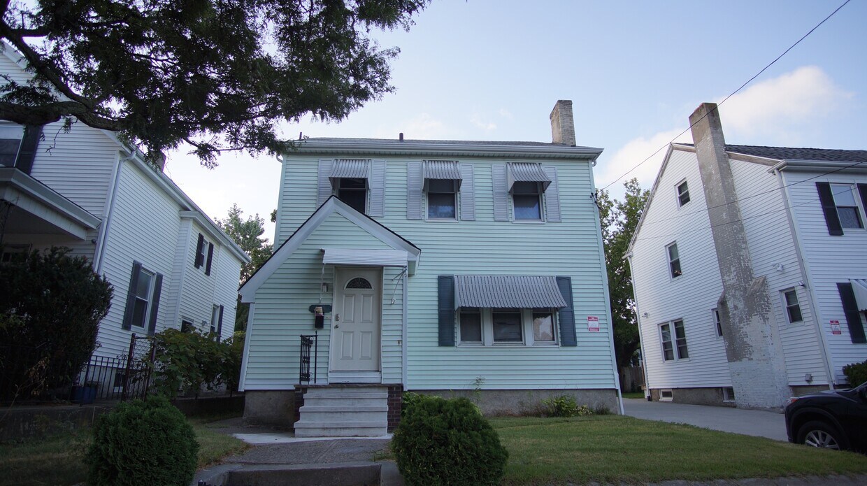 Primary Photo - 141 Massachusetts Ave