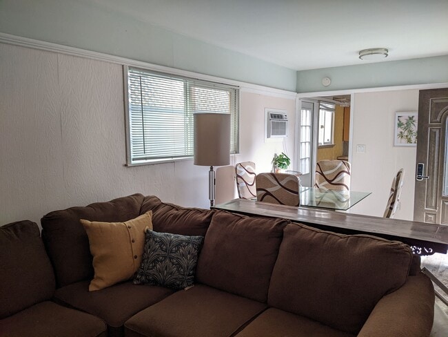 Building Photo - 2158 Balboa Ave