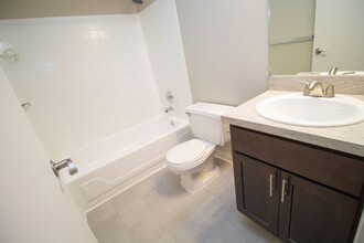 Interior Photo - Whispering Winds of Rochester Hills