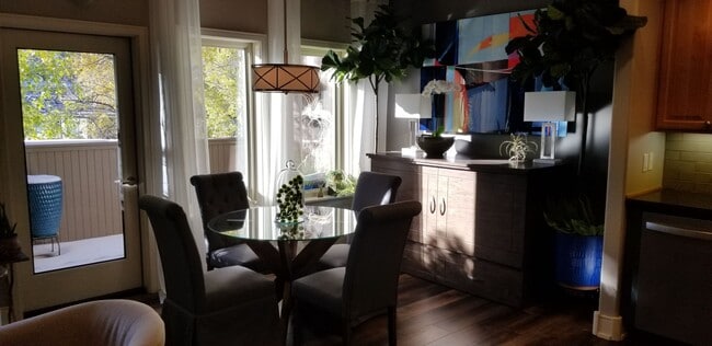 Building Photo - 61875 Broken Top Dr