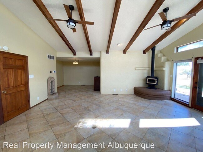 Foto del edificio - 4 br, 2 bath House - 872 Ivory Rd SE