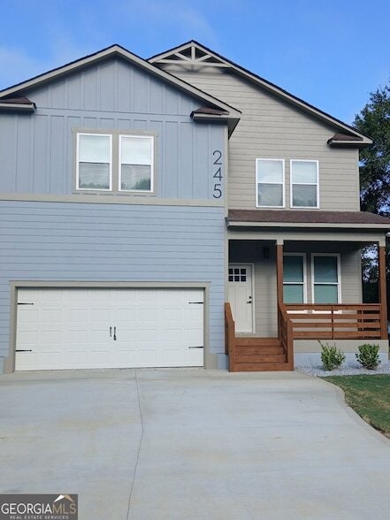Building Photo - 245 Lakeview Dr