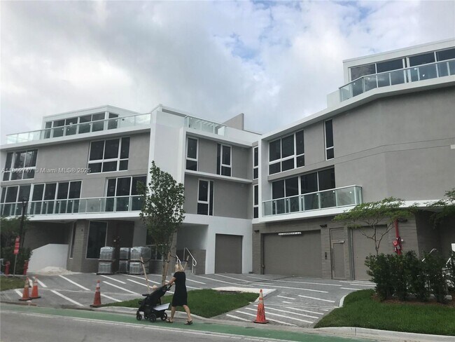 Foto del edificio - 1000 99th St