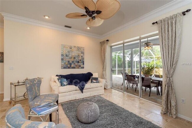 Foto del edificio - 1671 Keely Ln