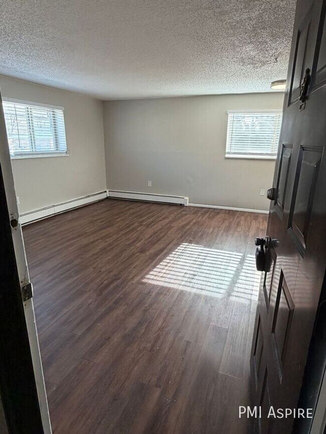 Foto del edificio - 1 MONTH FREE! Updated 1 Bedroom 1st Floor Apartment Home in Lakewood near Hwy 6!